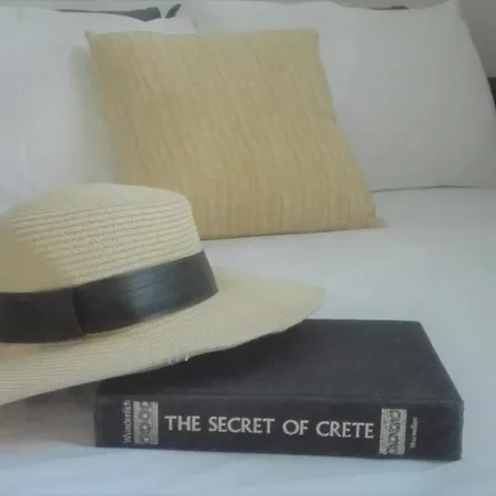 New Sea Escape Boutique Apt-agii Aposto Li * Chania (Crete)